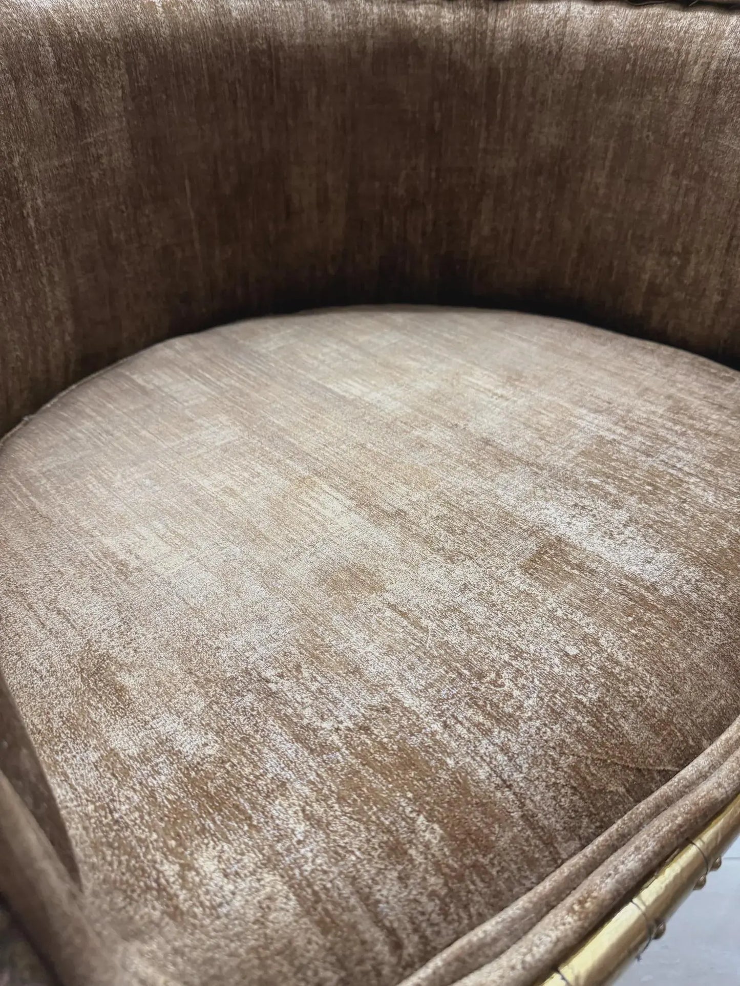 Handcrafted Brass and Copper Bar Chair - Unique Diamond Pattern Stool - Artisan Two-Tone Metal Furniture for Home Bar