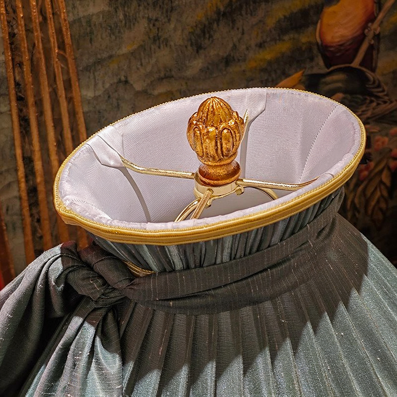 Gold Hound Dog Table Lamp with Oval Pleated Fabric Shade, Decorative Animal Accent Lamp for Living Room, Bedroom, Study, Office, Console Table and Luxury Home Decor